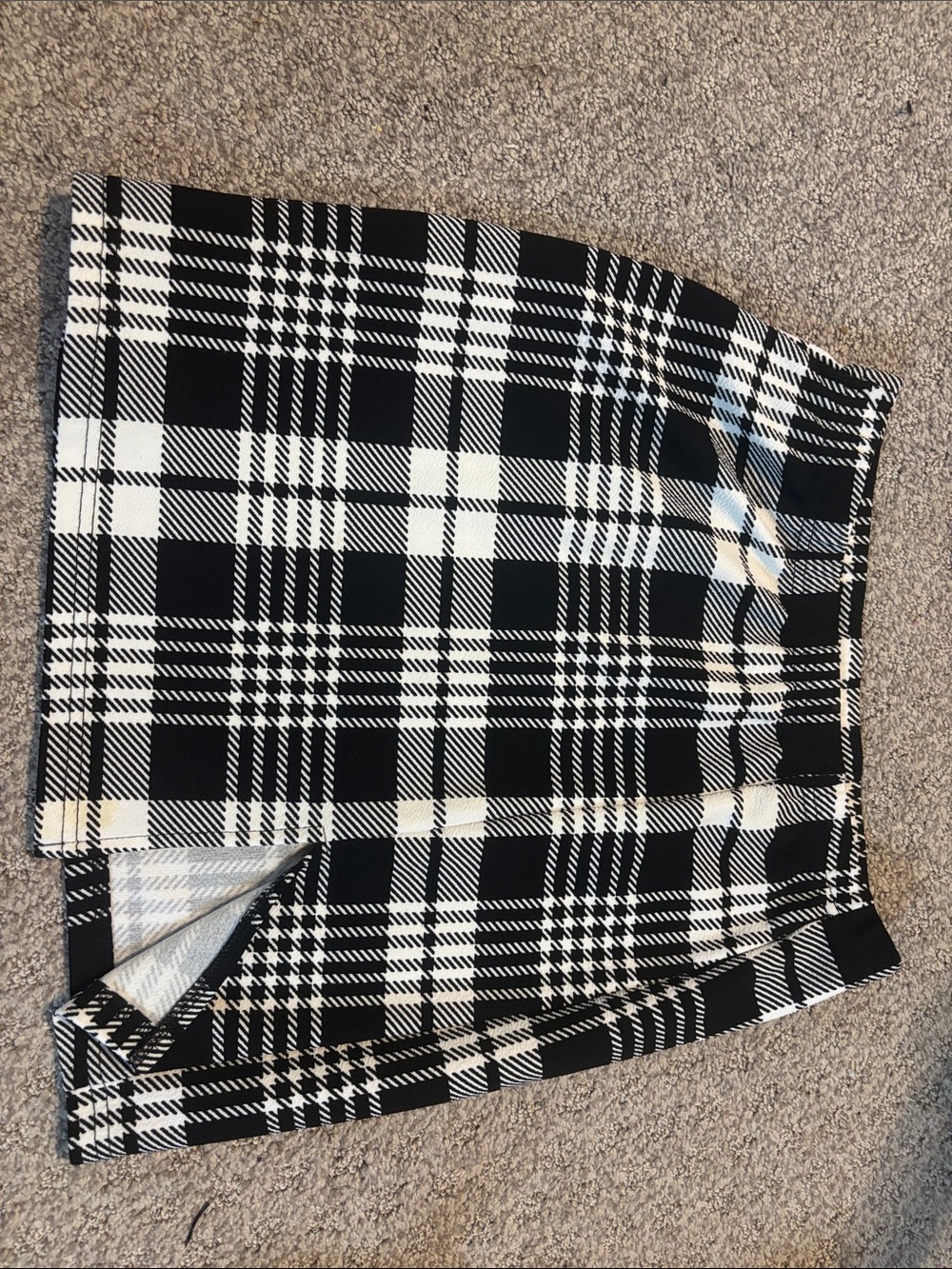 SHEIN Black and White Plaid High-Low Mini Skirt
